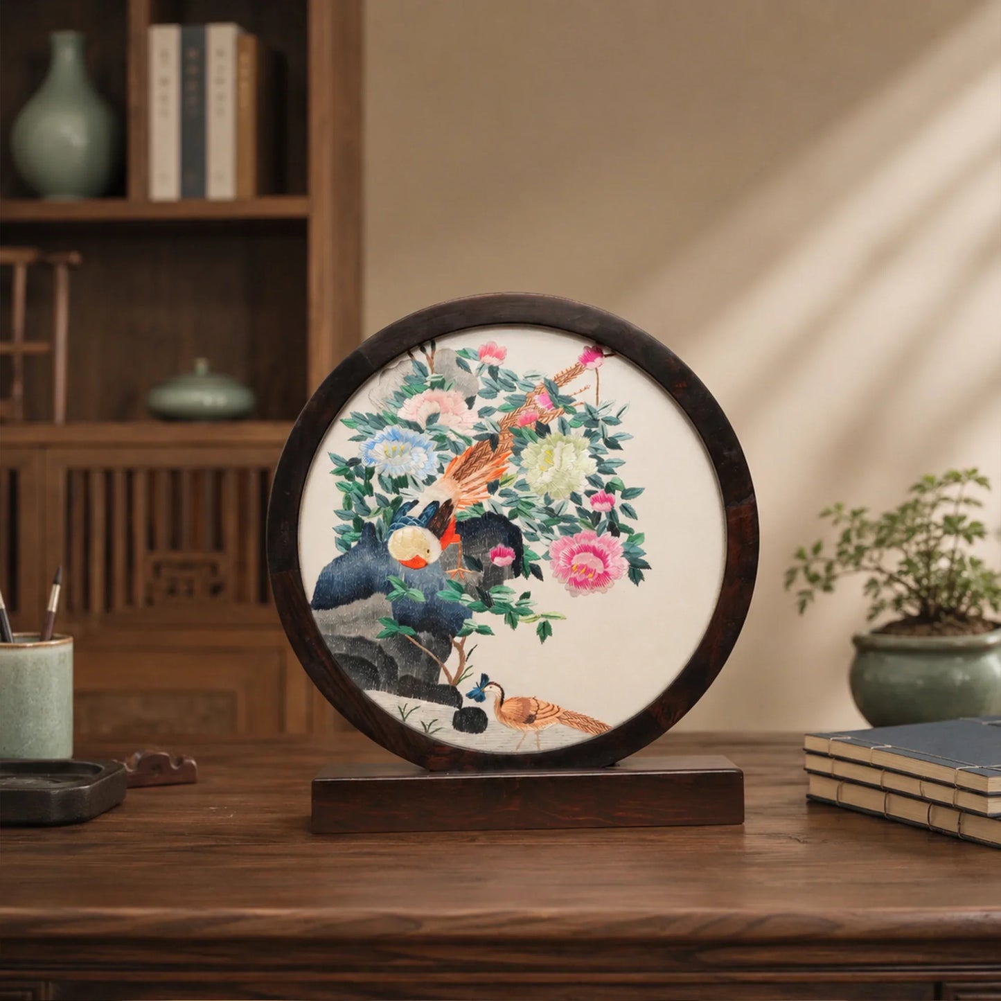 Pheasant and Peony Round Frame Suzhou Embroidery Ornament
