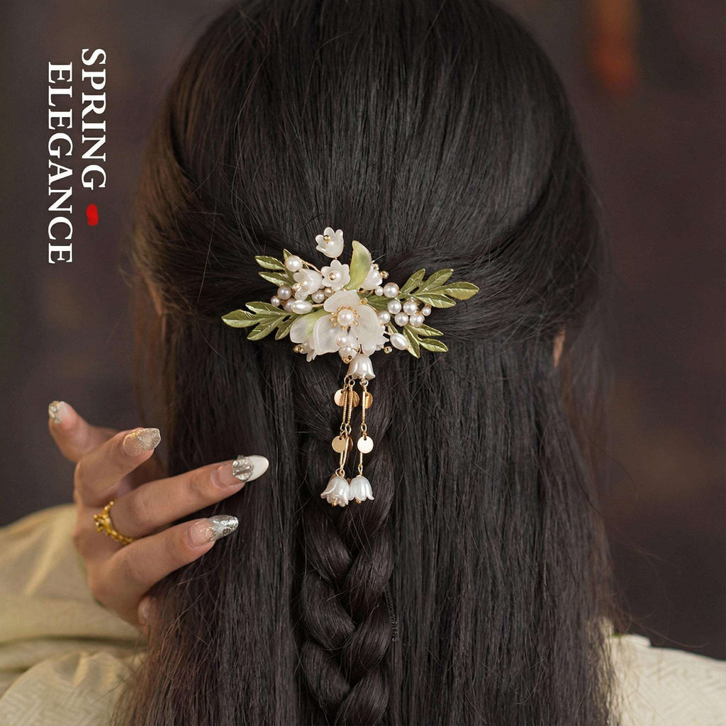 lily flower hair clip Lily of the Valley Bridal Hair Clip with Jade and Pearl