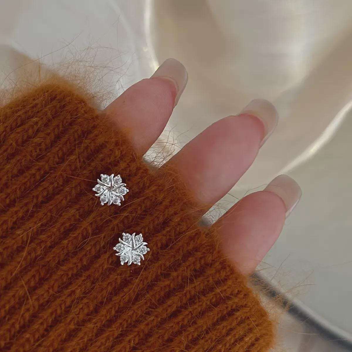 S999 Sterling Silver Snowflake Stud Earrings, Tiny Zircon Winter Jewelry, Minimalist Dainty Studs