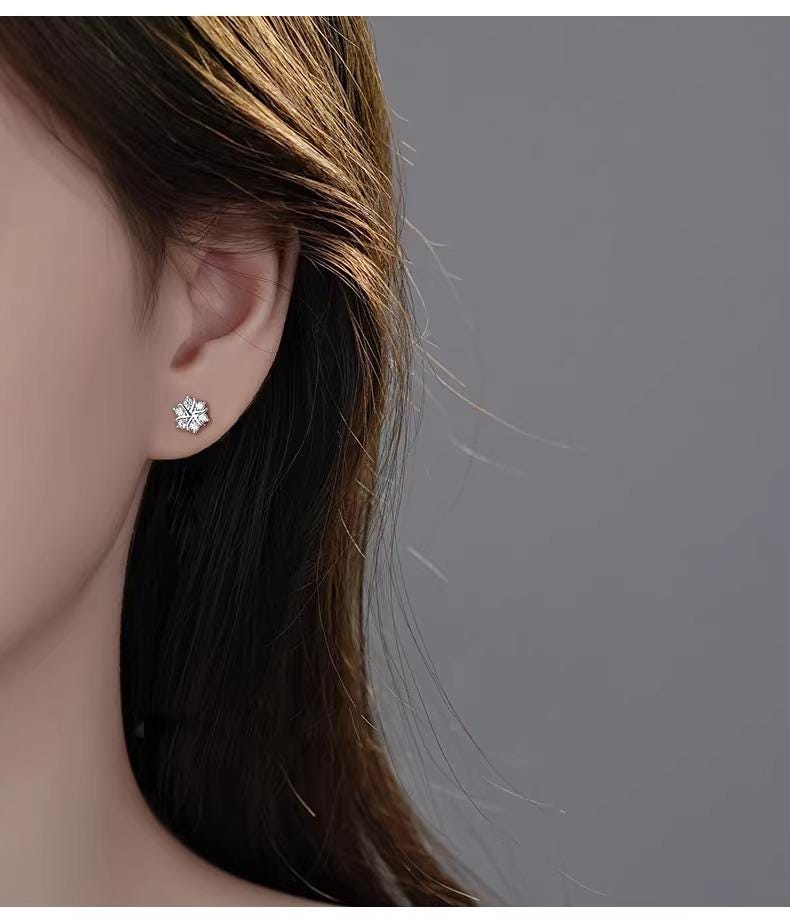 S999 Sterling Silver Snowflake Stud Earrings, Tiny Zircon Winter Jewelry, Minimalist Dainty Studs
