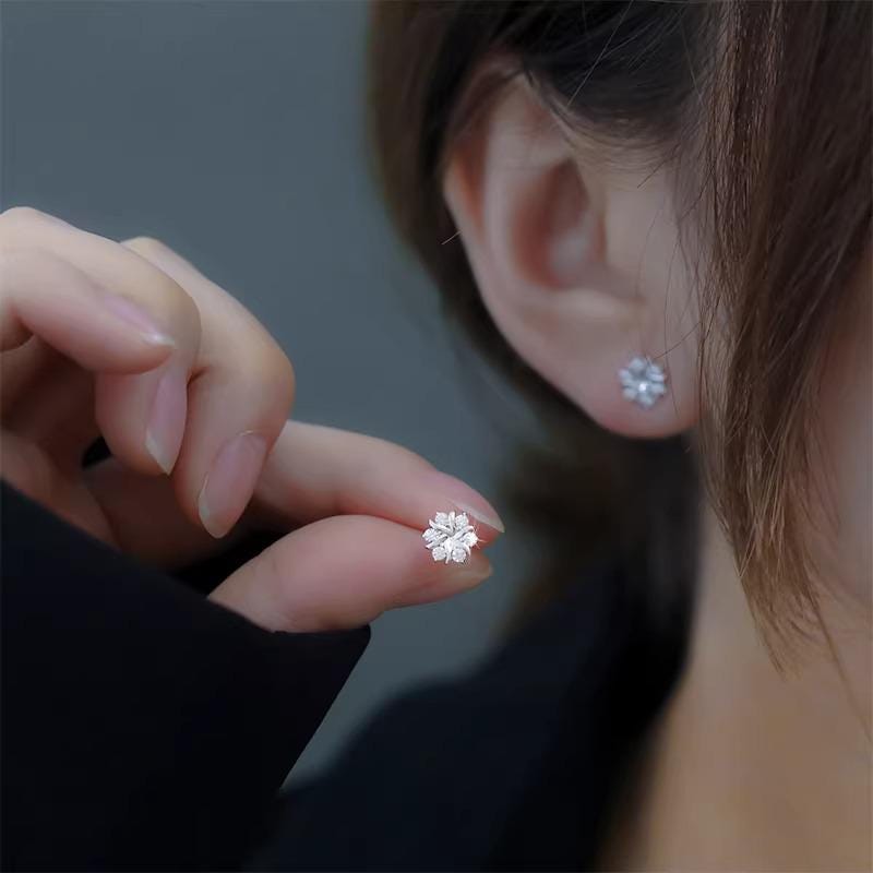 S999 Sterling Silver Snowflake Stud Earrings, Tiny Zircon Winter Jewelry, Minimalist Dainty Studs